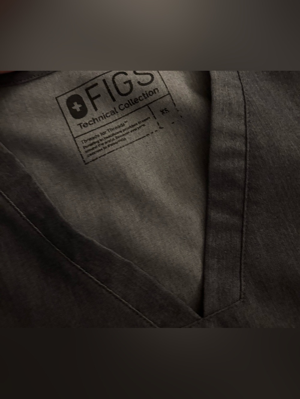 Figs Graphite Scrub Set - Picture 2 of 3